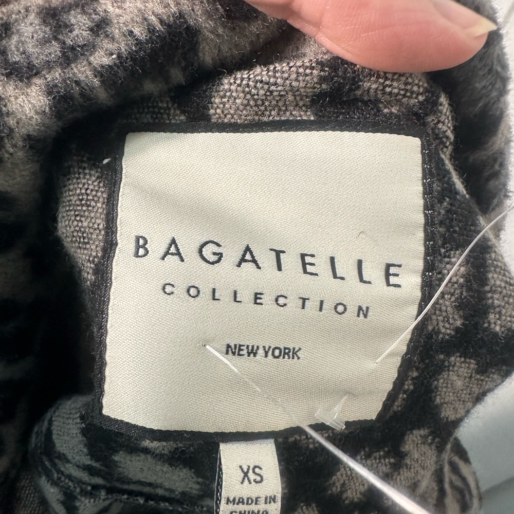 Bagatelle Gray Animal Print Wool Button Down Shacket Size XS EUC - Picture 7 of 8